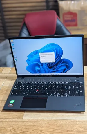 Laptop Lenovo ThinkPad P1 Gen4 64GB AMD Ryzen 7 SSD 2T