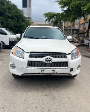 Toyota RAV4 2011 White