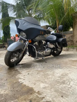 Honda VT 2005 Silver