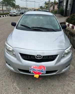 Toyota Corolla 2010 Silver