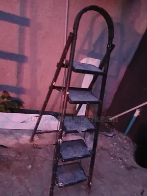 The Black Strong Ladder