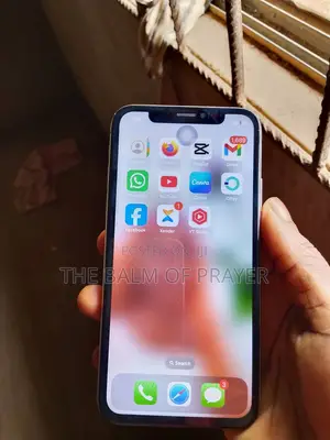 Apple iPhone X 64 GB White