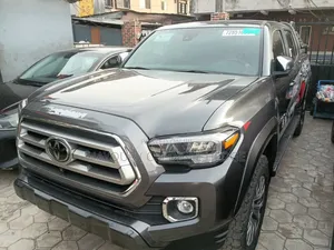 Toyota Tacoma 2023 Gray