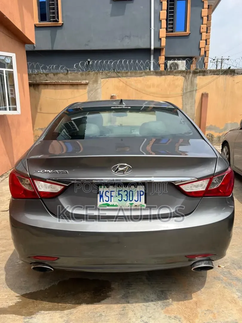 Hyundai Sonata 2013 Gray