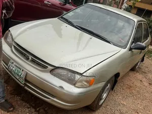 Toyota Corolla 2001 Silver