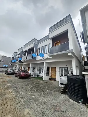 3bdrm House in Ikota for sale