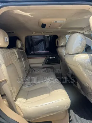 Toyota Land Cruiser 2012 Black