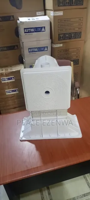 Small Swimming Pool Skimmer