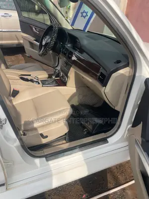 Mercedes-Benz GLK-Class 350 2010 White