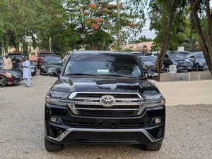 Toyota Land Cruiser 2016 Black