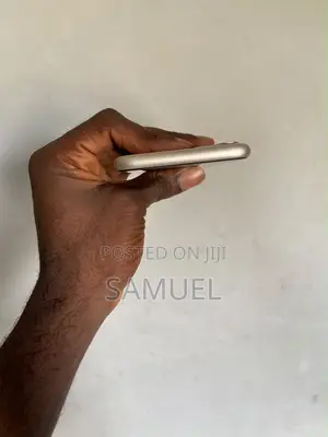 Apple iPhone 11 128 GB White