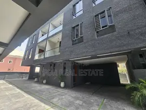 4bdrm Townhouse/Terrace in Lekki Phase 1 for sale