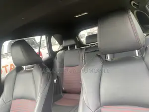 Toyota RAV4 LE 2022 Silver