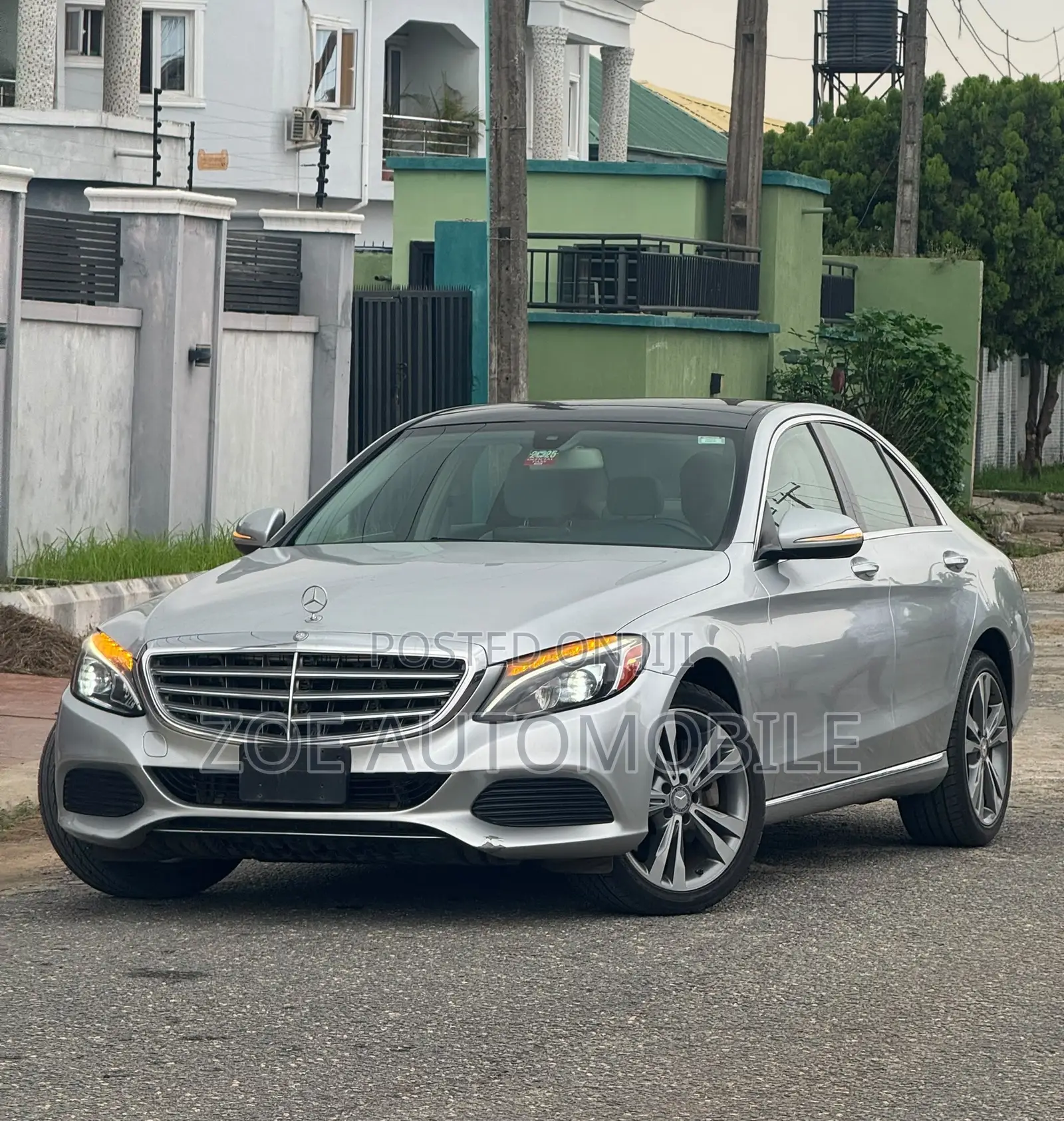 Mercedes-Benz C300 2016 Silver