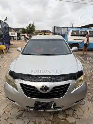 Toyota Camry LE 4dr Sedan (2.4L 4cyl 5A) 2008 Silver