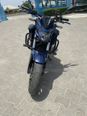 Honda CB 2021 Blue