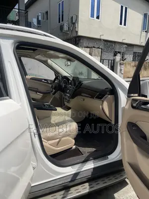 Mercedes-Benz GLE-Class GLE 400 4MATIC 2019 White