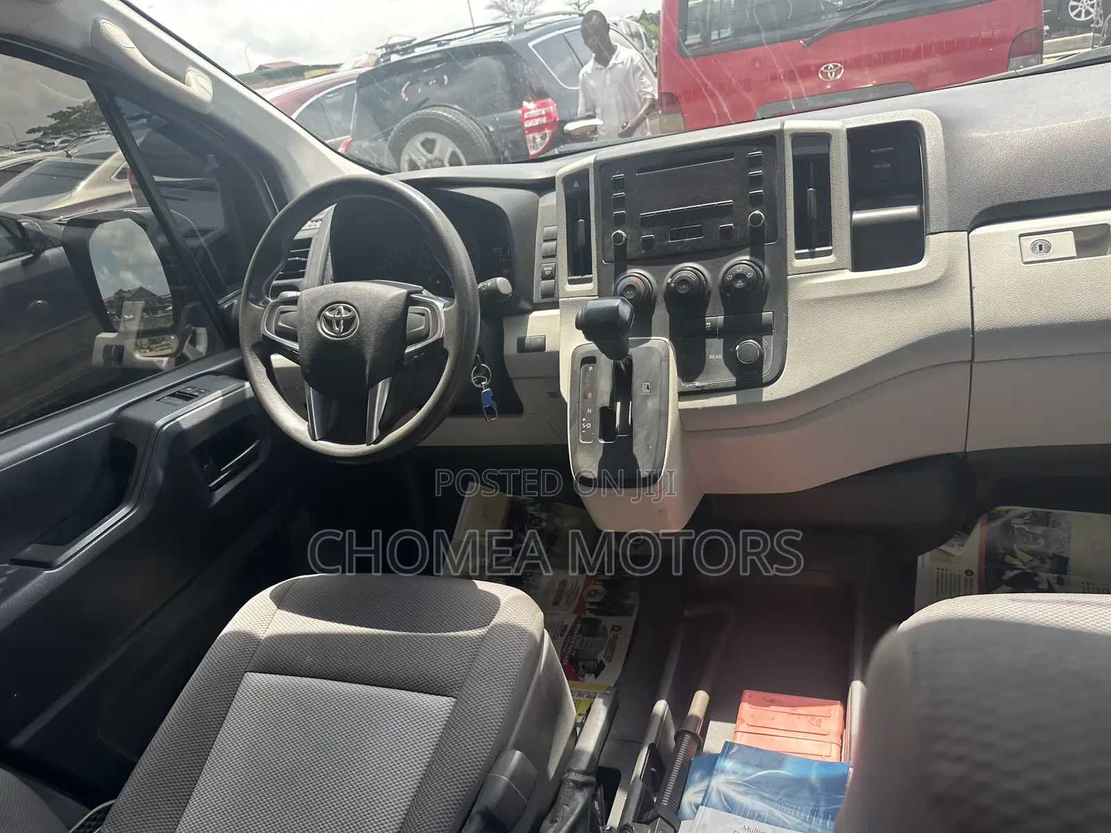 Toyota HiAce 2023 White