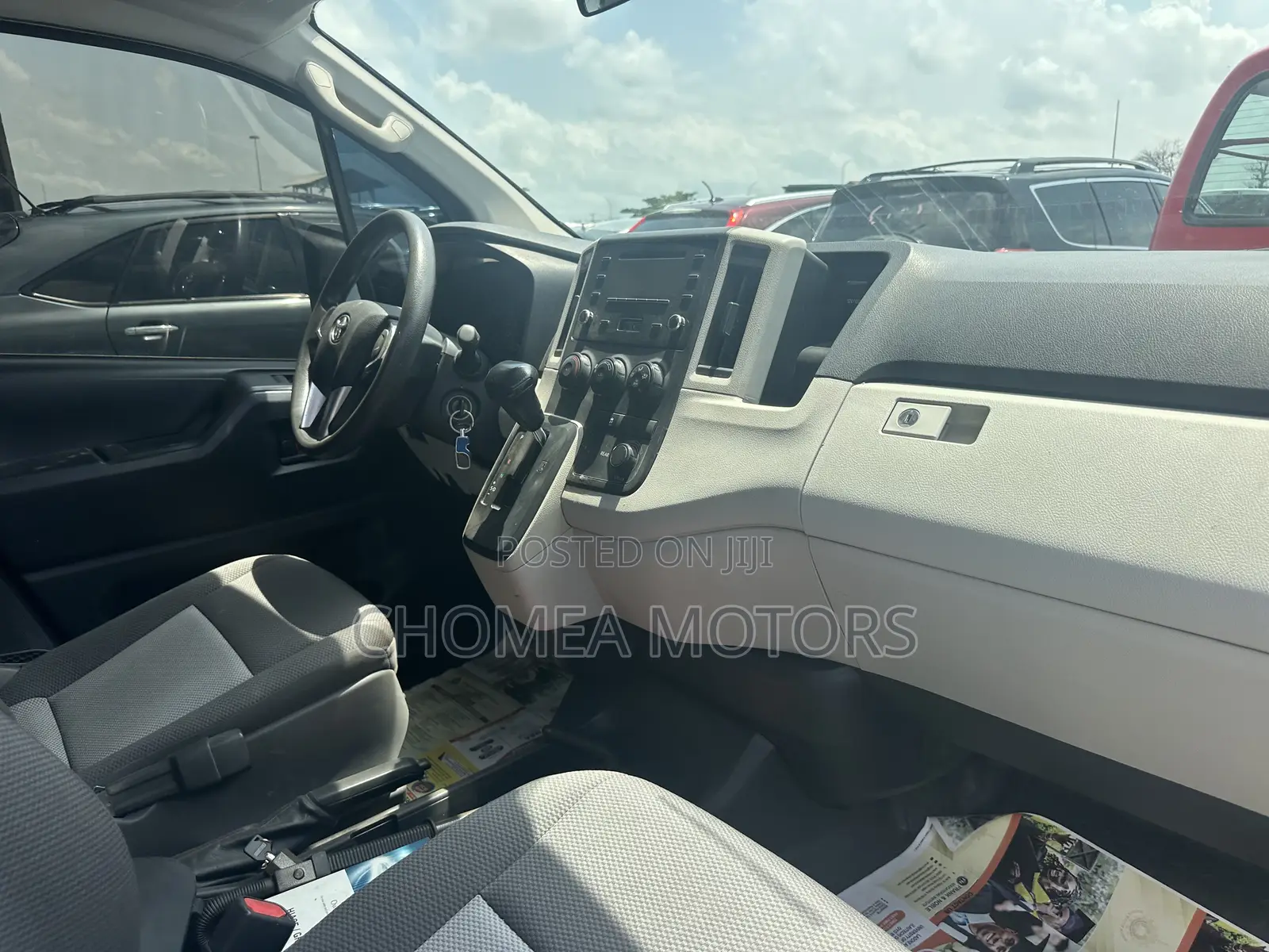 Toyota HiAce 2023 White