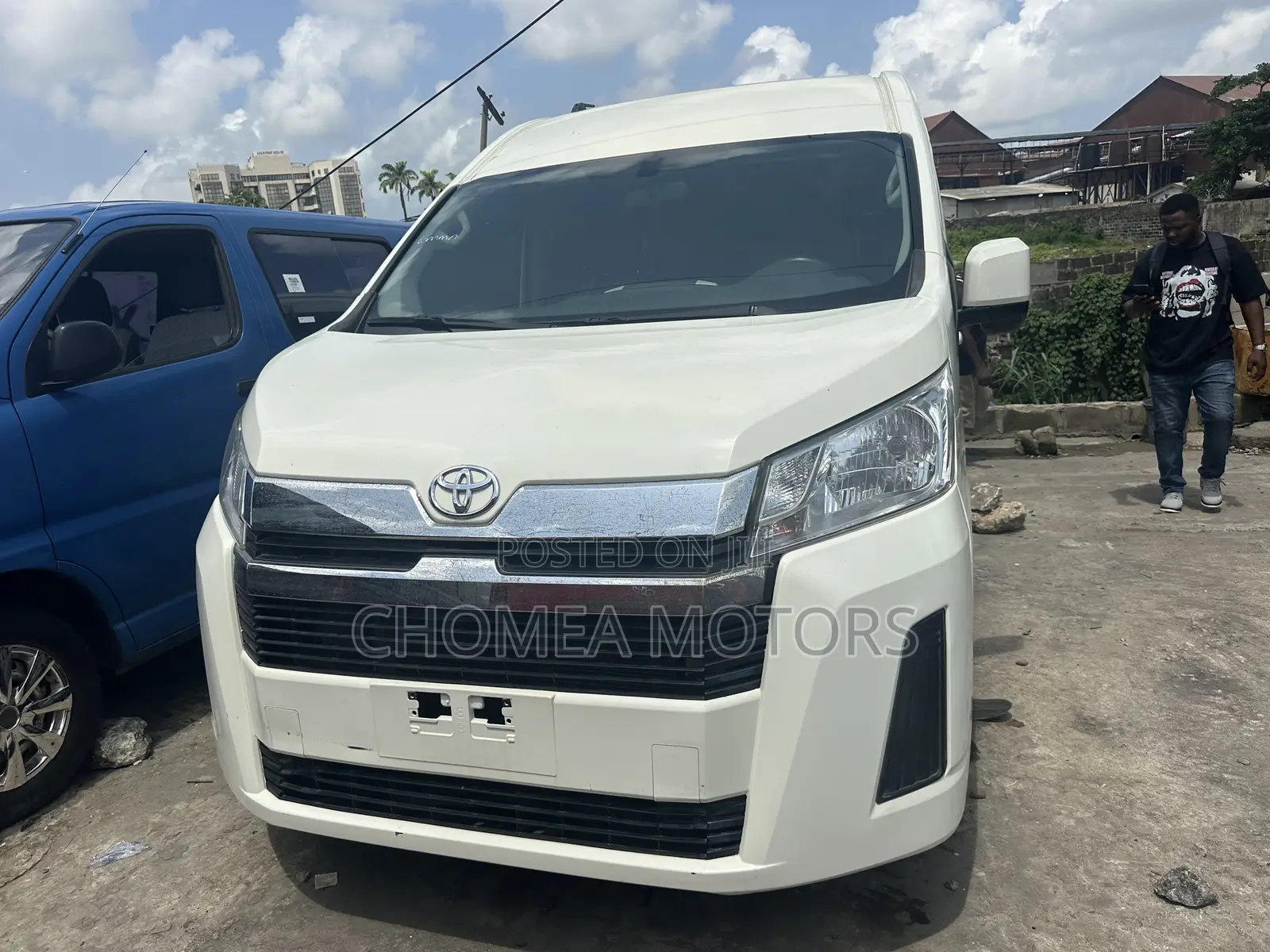Toyota HiAce 2023 White