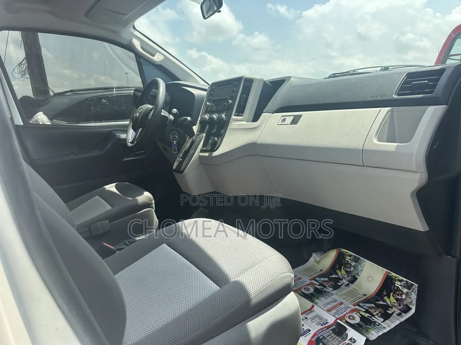 Toyota HiAce 2023 White