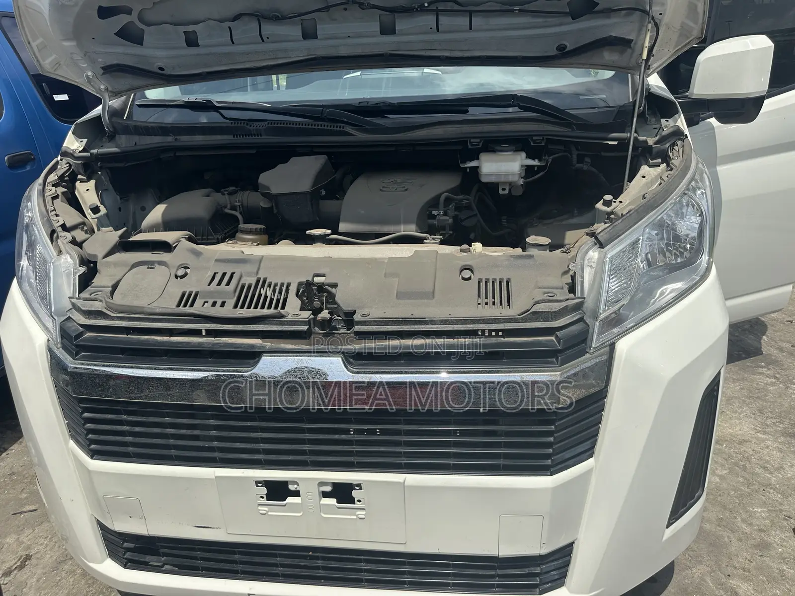 Toyota HiAce 2023 White