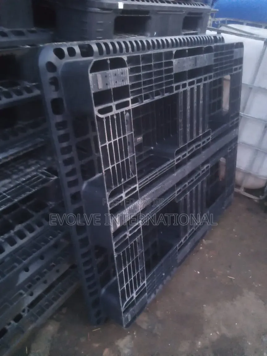 Solid Plastic Pallets