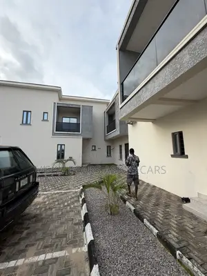 4bdrm Duplex in Adesanya for rent
