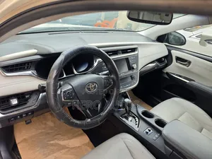 Toyota Avalon 2014 White