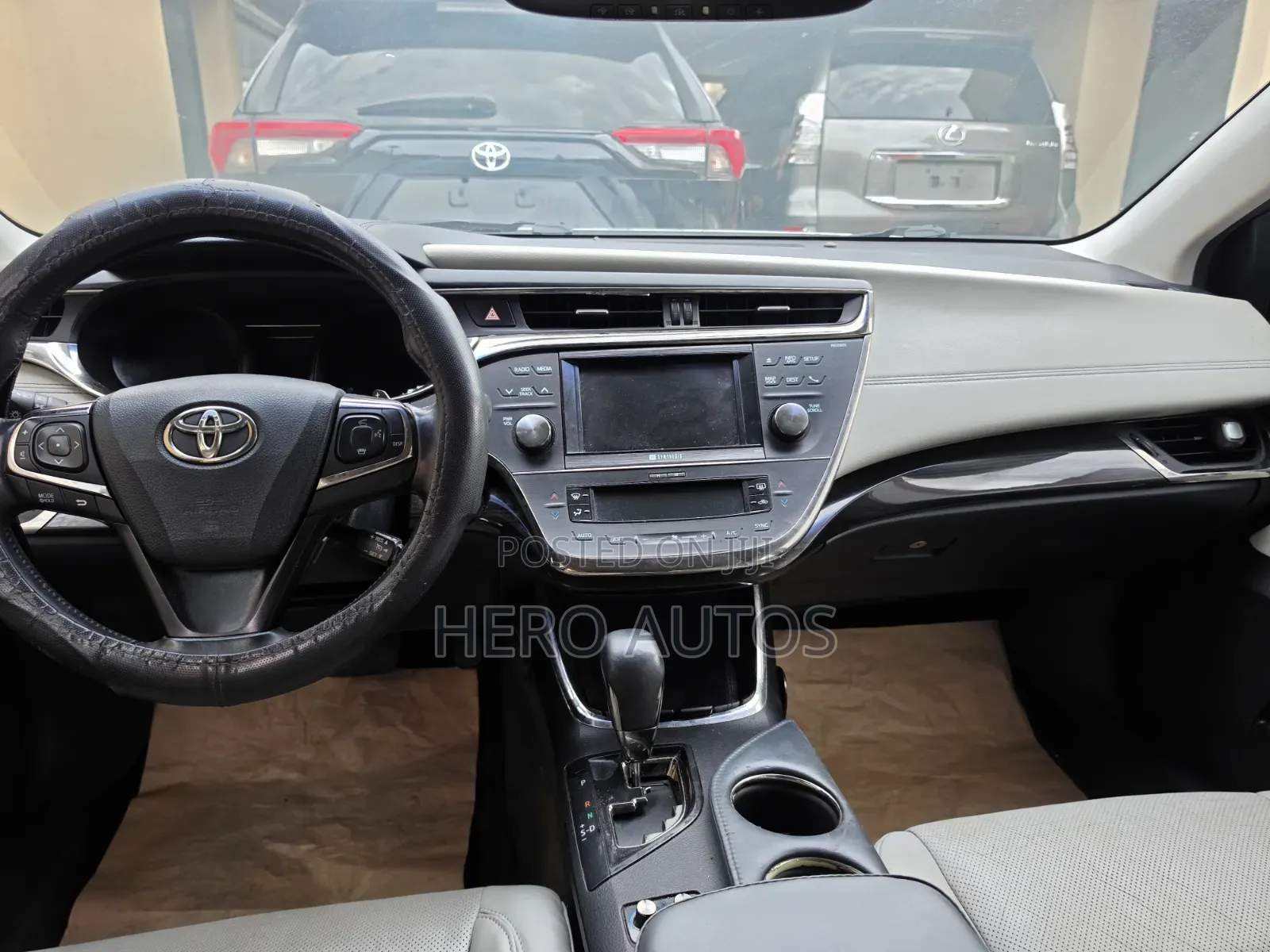 Toyota Avalon 2014 White