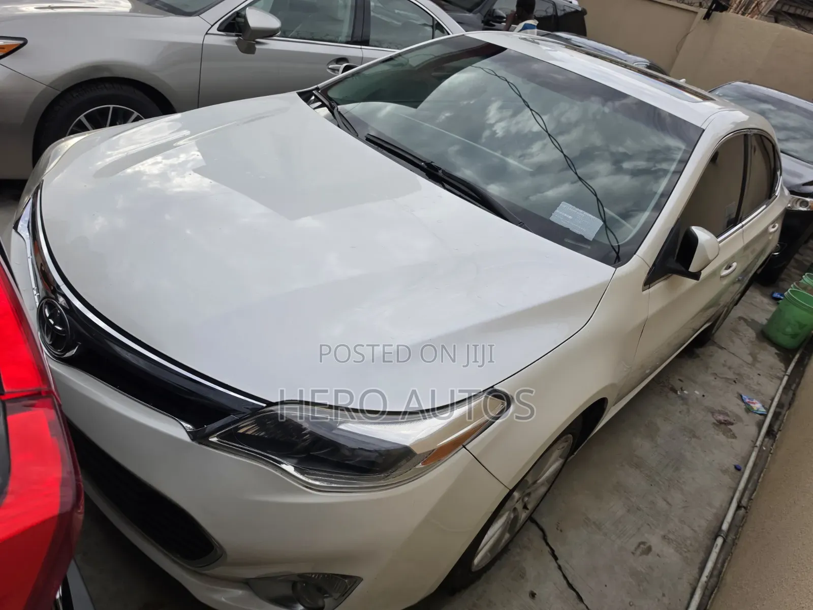 Toyota Avalon 2014 White