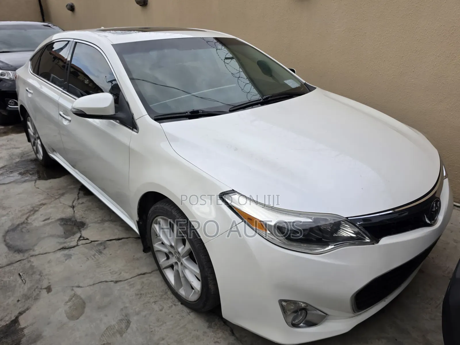 Toyota Avalon 2014 White