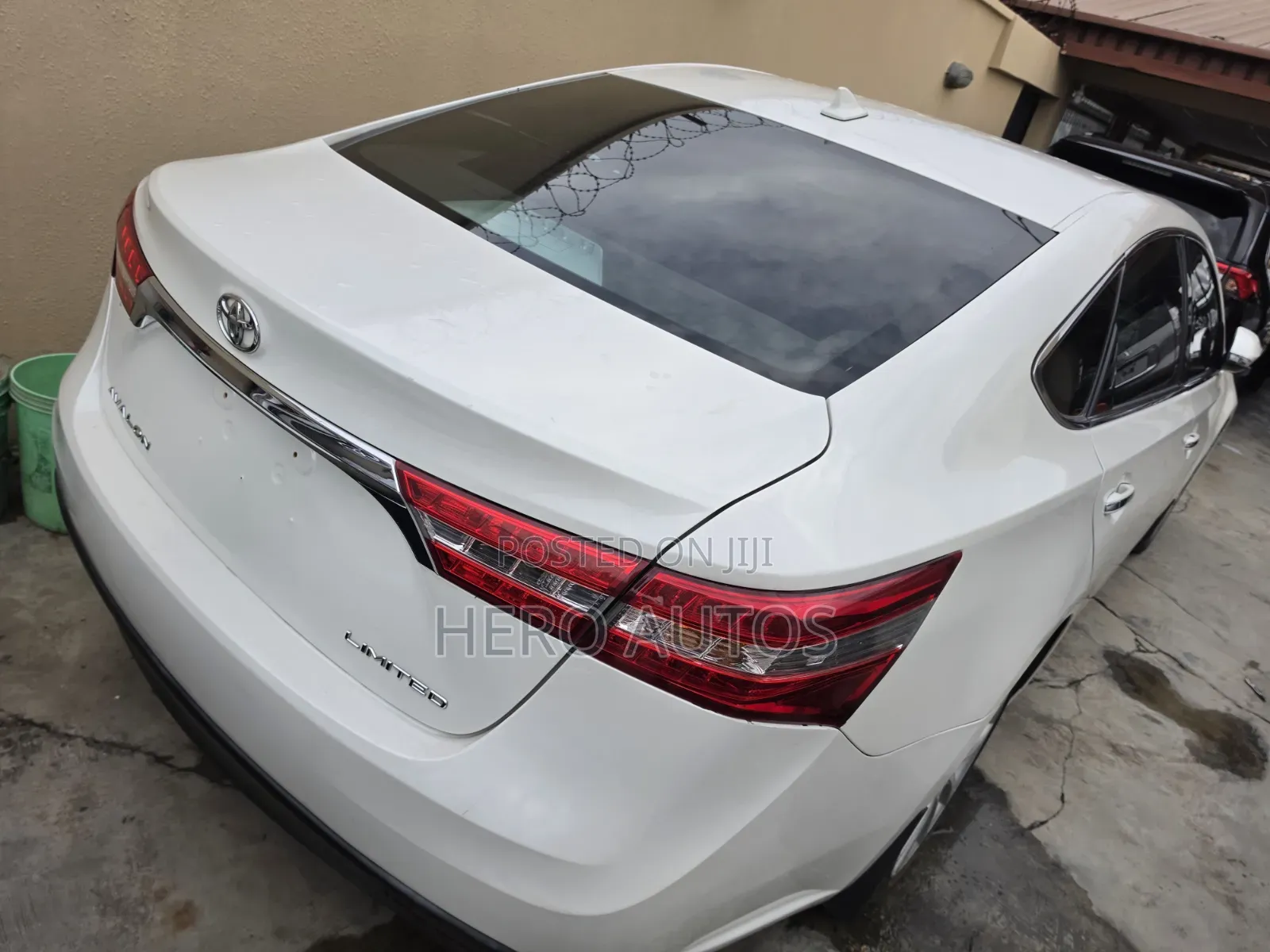 Toyota Avalon 2014 White