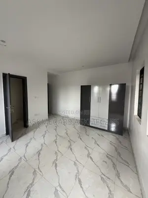 2bdrm Room & Parlour in Abraham Adesanya for rent