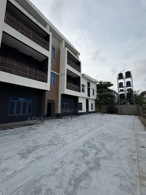 3bdrm Room & Parlour in Adesanya for rent