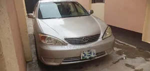 Toyota Camry 2005 Silver