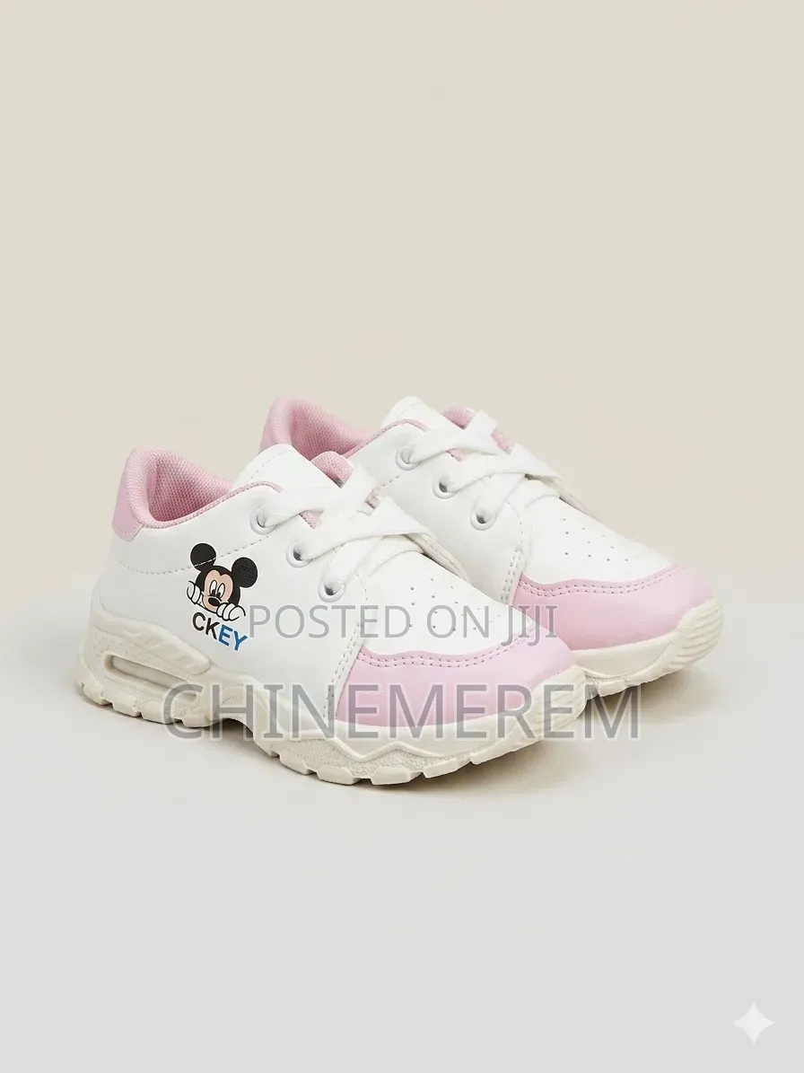 White Canvas Shoe