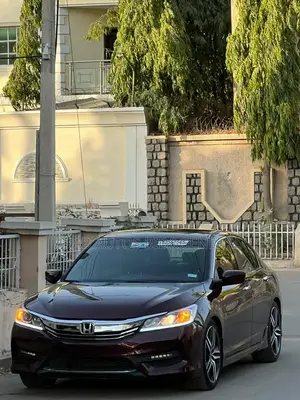 Honda Accord Sport 4dr Sedan FWD (2.4L 4cyl 2A) 2016 Maroon