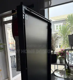 Stylish Glass Frame