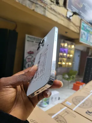Apple iPhone 14 Pro Max 128 GB White