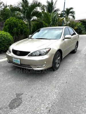 Toyota Camry 2006 Gold