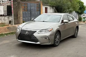 Lexus ES 350 FWD 2016 Gold