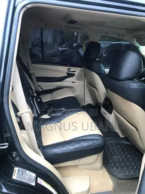Lexus LX 570 2011 Black