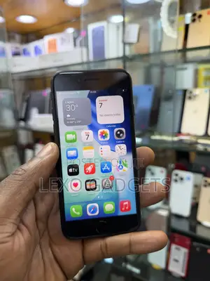 Apple iPhone SE (2022) 64 GB Blue