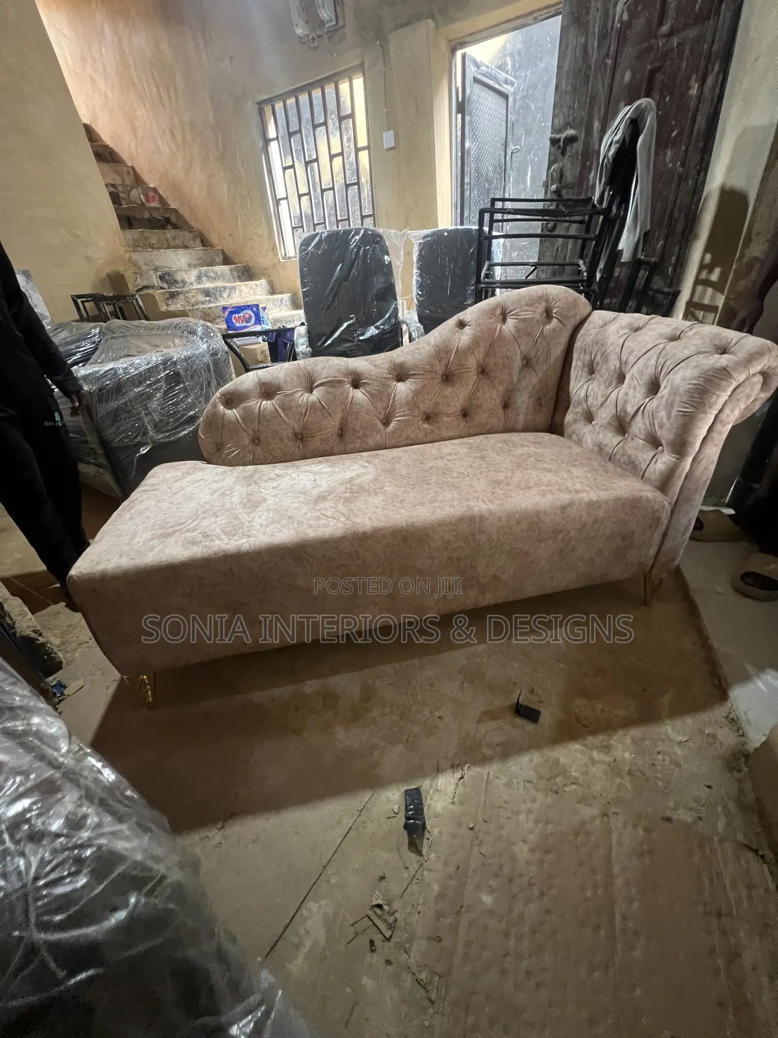 Chaise Lounge Sofa