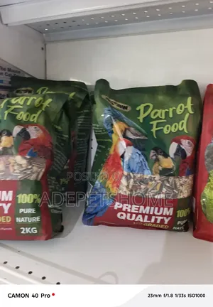 Parrot Feed