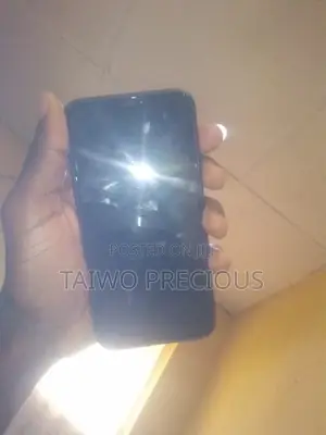 Apple iPhone 11 Pro Max 64 GB Gold