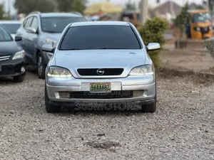 Opel Astra 2008 Silver