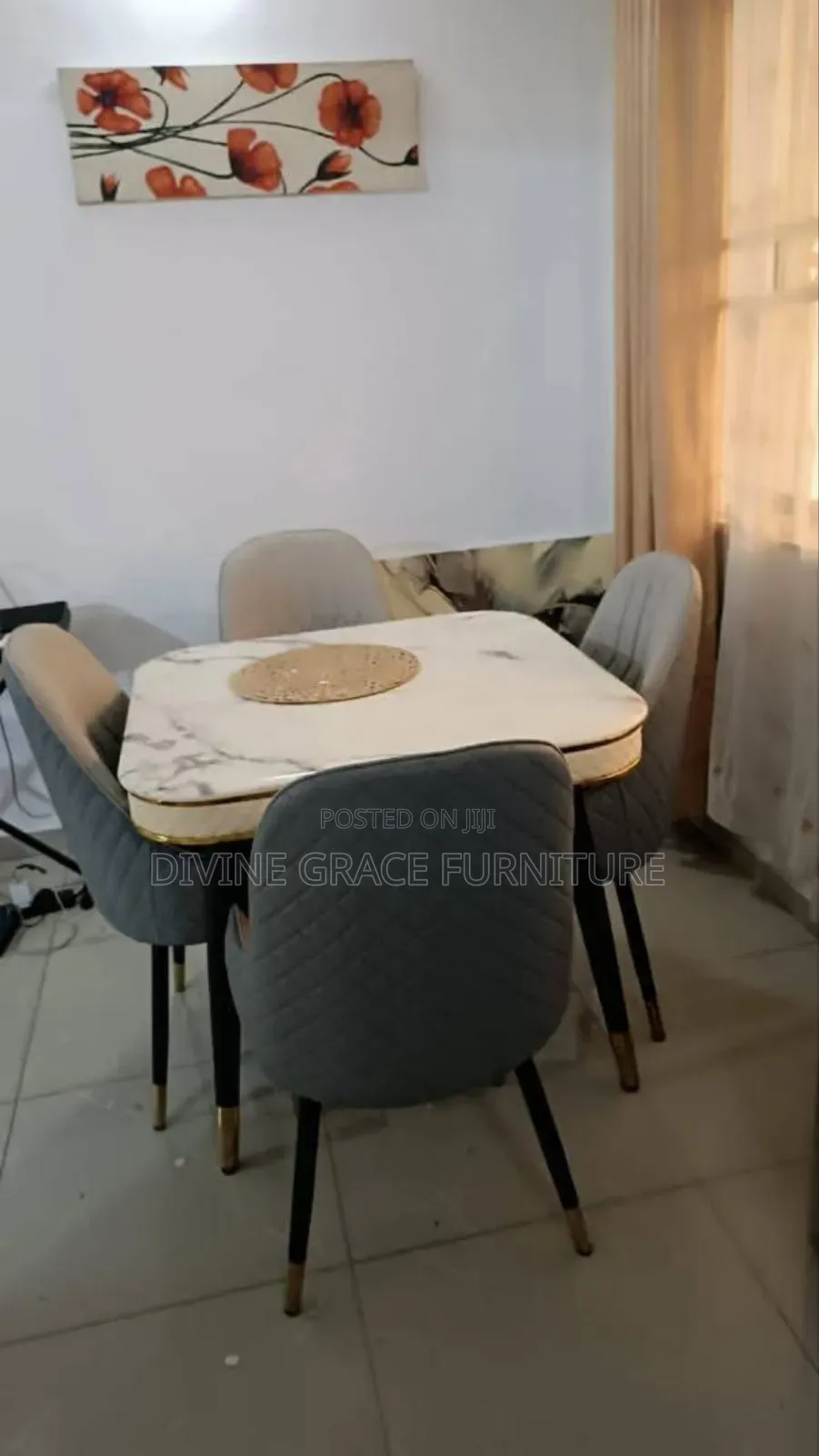 Marble Dining by 4seaters