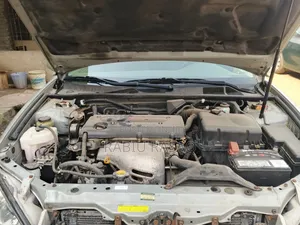Toyota Camry 2005 Silver